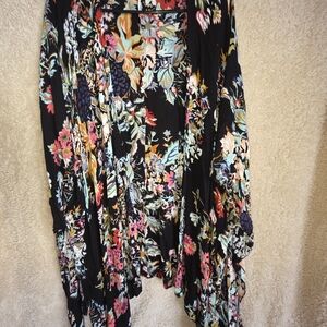 SAACHI Black Floral Kimono